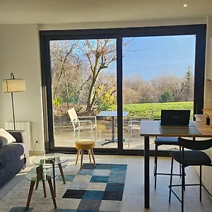 le-cosy-joliment-amnag-vue-magnifique.hotels-rhonealpes.com/